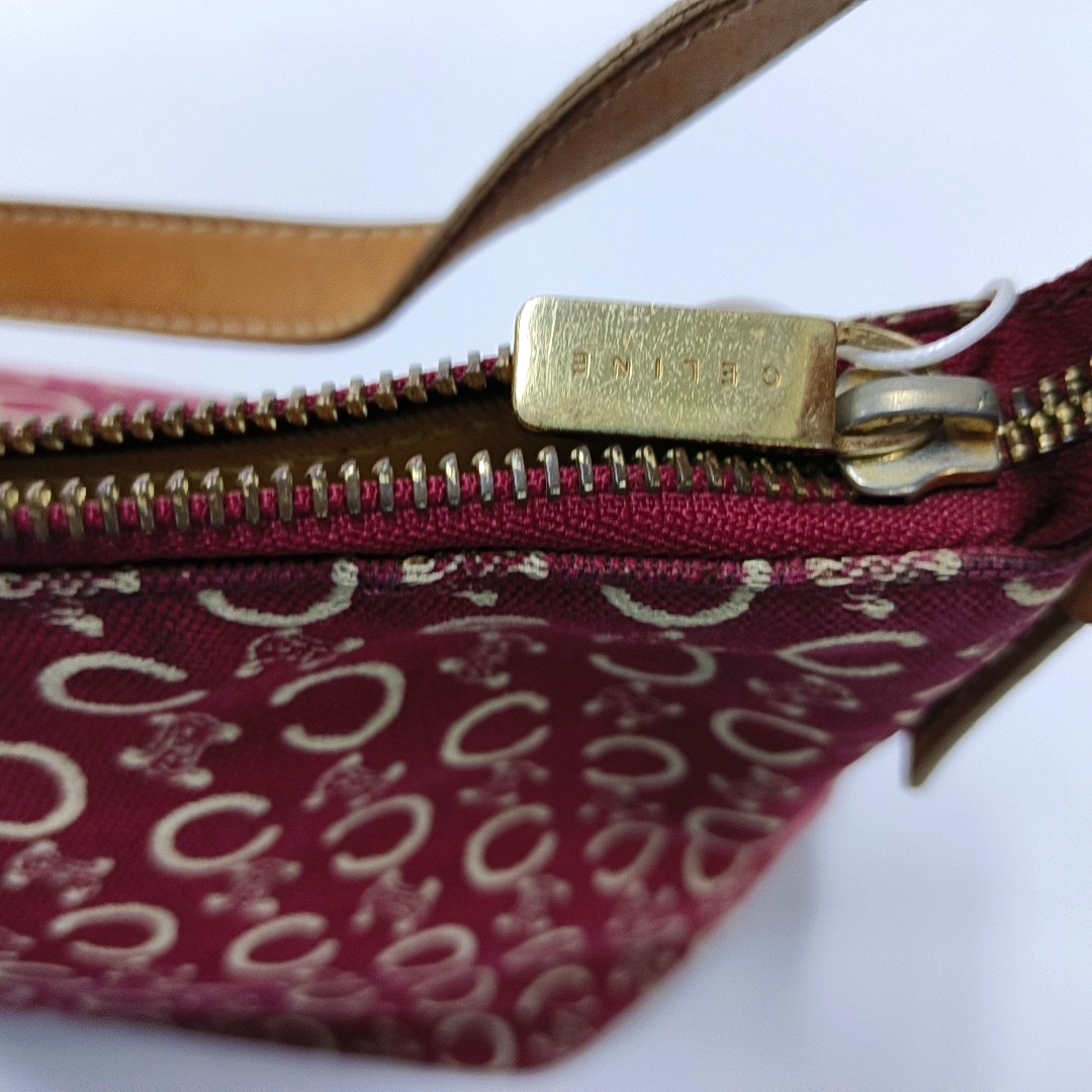 CELINE Red Canvas Triumph Handbag Golden hardware Removable shoulder strap-(SKU)-956322936