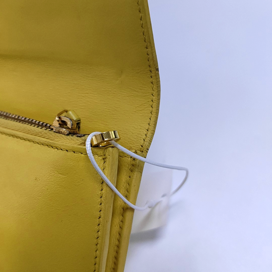 YSL CHYC Y LIGNE Yellow Cowhide Wallet Golden hardware-(SKU)-960428590
