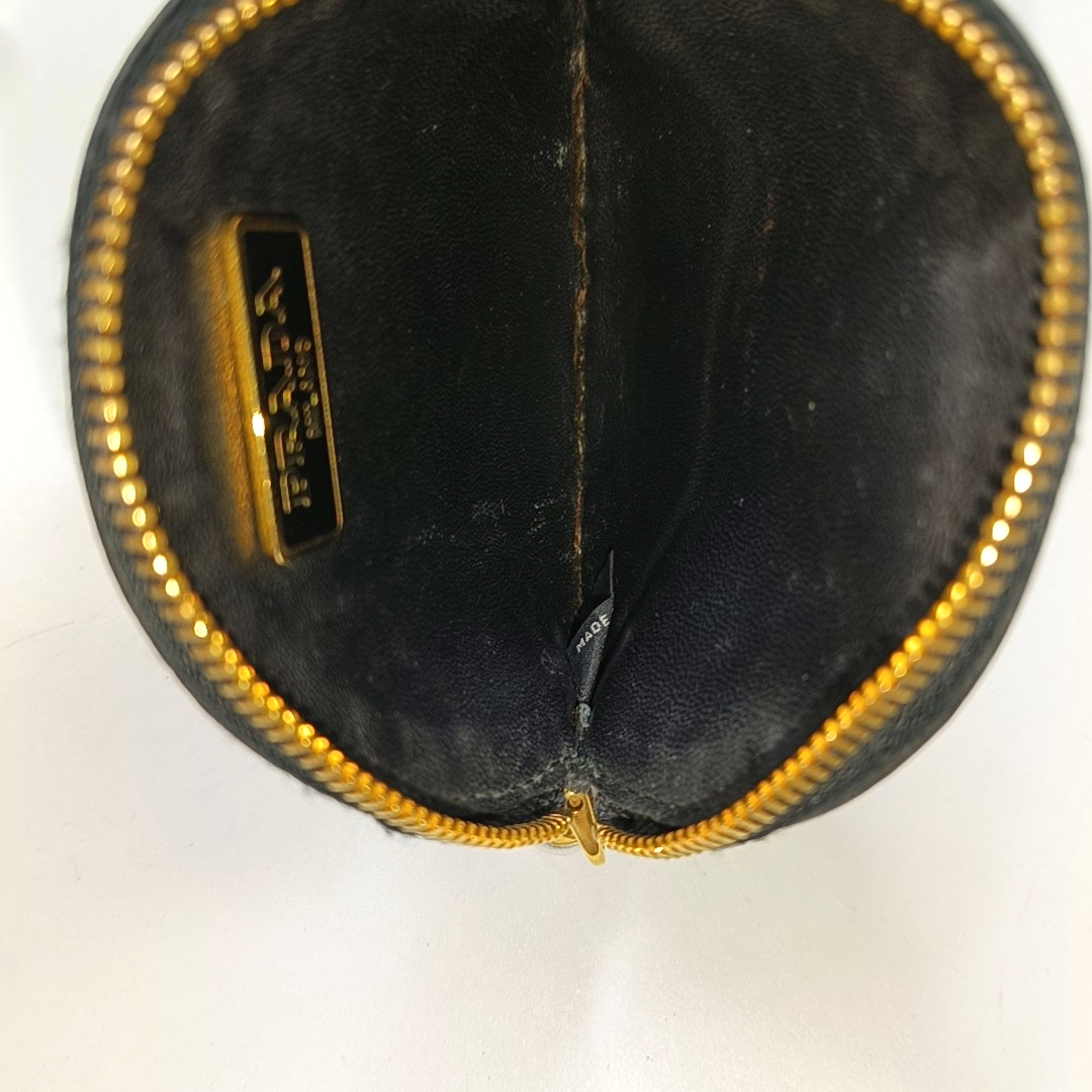 PRADA Round Bun Bag Black Leather Cross Grain Zipper Wallet Golden hardware-(SKU)-947037626