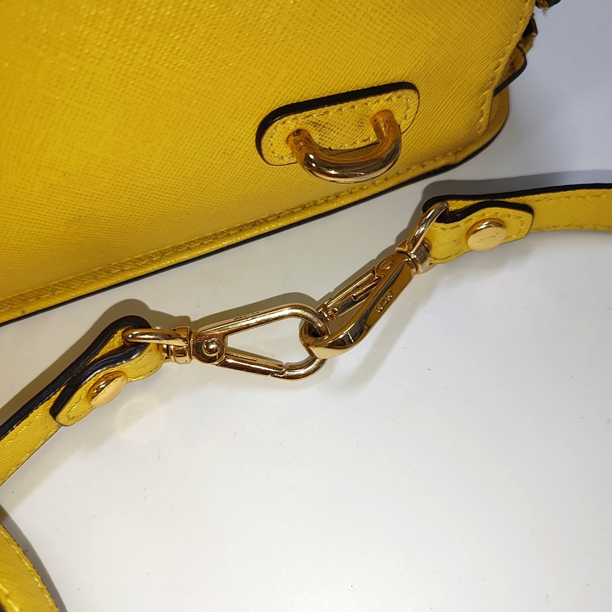 MCM NUOVO Yellow Leather Sling Shoulder Bag Golden hardware Removable shoulder strap-(SKU)-940313912