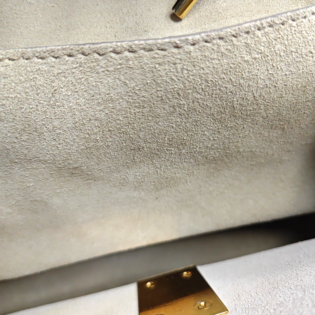 Chloé Drew Medium size Black Cowhide Studs Badge Crossbody, Single Shoulder Bag Golden hardware-(SKU)-959919601