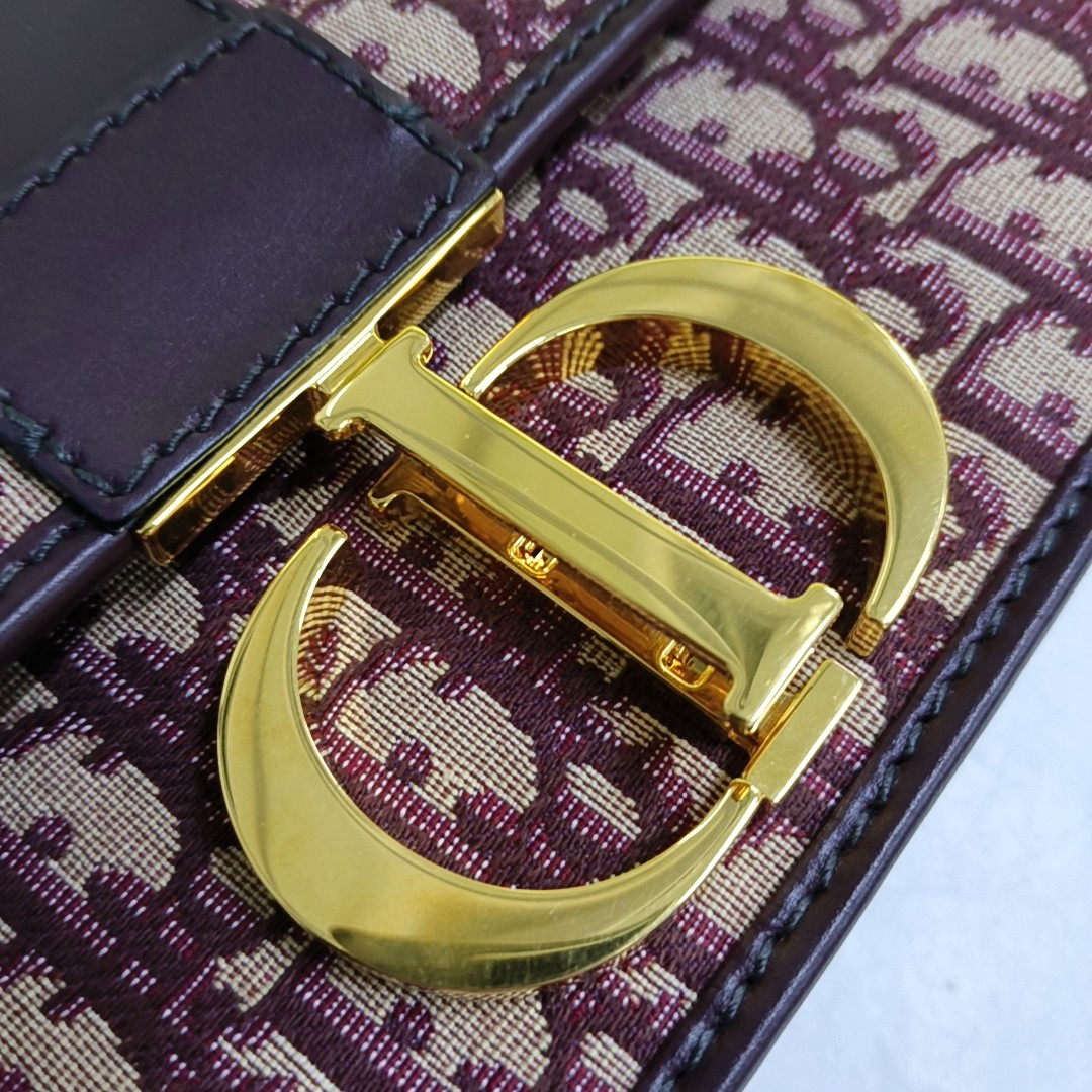 DIOR 30 Montaigne Red Canvas Monogram Montaigne Bag Single Shoulder Bag Gold Hardware Removable Strap-(SKU)-959967300