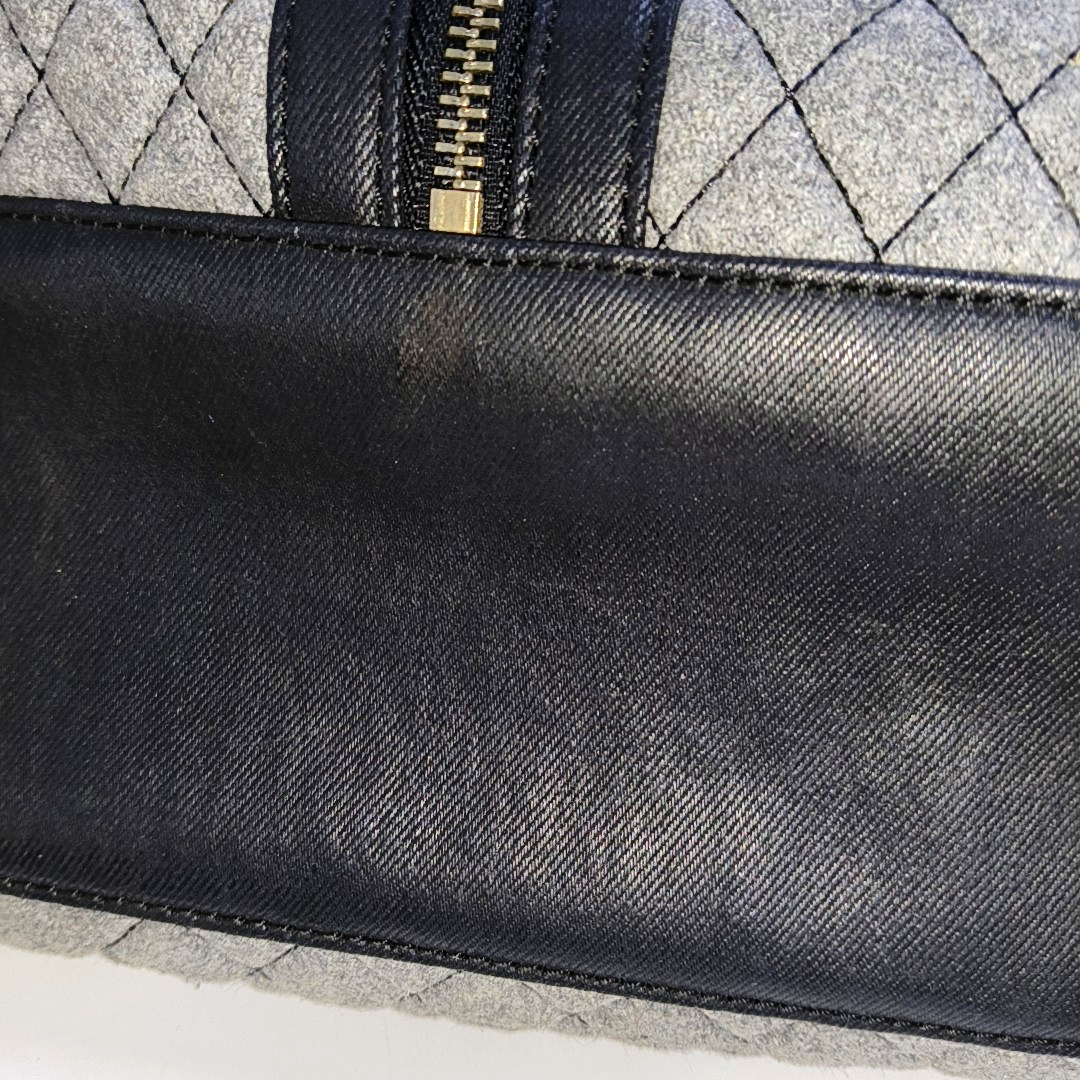 DIESEL Gray Fabric Quilted Single Shoulder Bag Golden hardware Removable shoulder strap-(SKU)-938079464