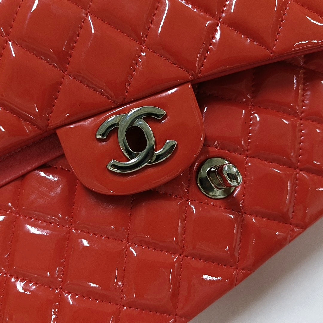 CHANEL CLASSIC FLAP Medium Orange Patent Leather Quilted Shoulder Bag Crossbody Bag Silver Hardware 16 Clasp-(SKU)-966701746