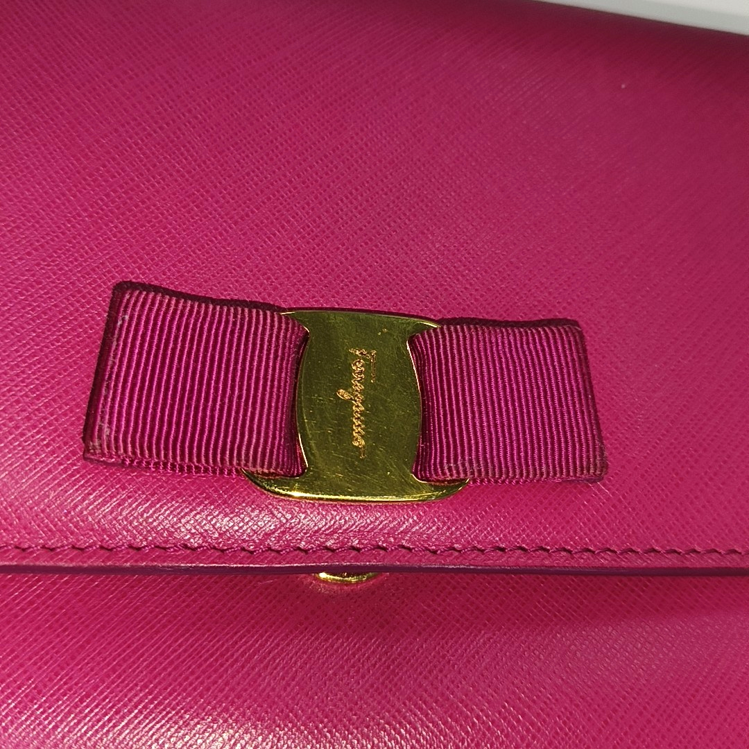 FERRAGAMO Ginny Pink Cowhide Embossed Single Shoulder Bag Crossbody Golden hardware-(SKU)-13042501