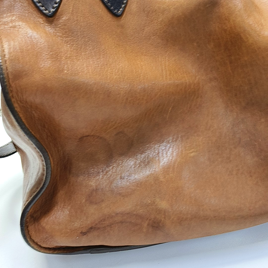 Miu Miu Tote bag Brown cowhide studded single shoulder bag handbag Golden hardware Pouch detachable shoulder strap-(SKU)-958962712