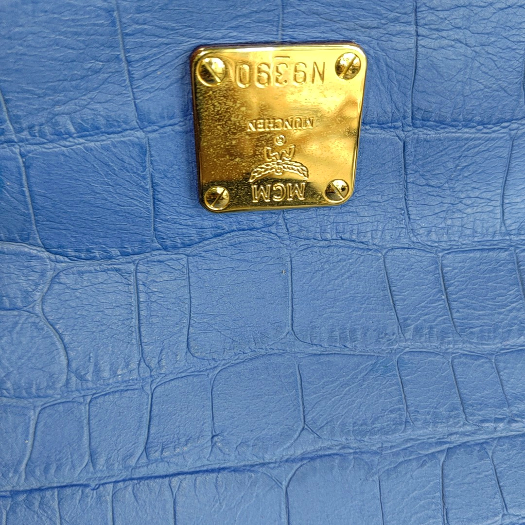 MCM NUOVO Blue Leather Crocodile Print Handbag Golden hardware-(SKU)-14502100