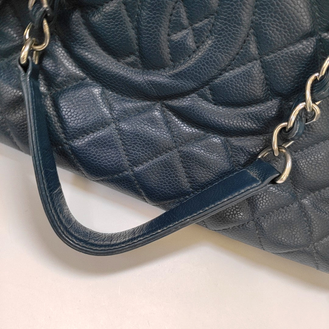 CHANEL CHANEL GST Large Blue Calfskin Quilted Matelassé Shoulder Bag Silver Hardware 17 Clasp-(SKU)-966451937