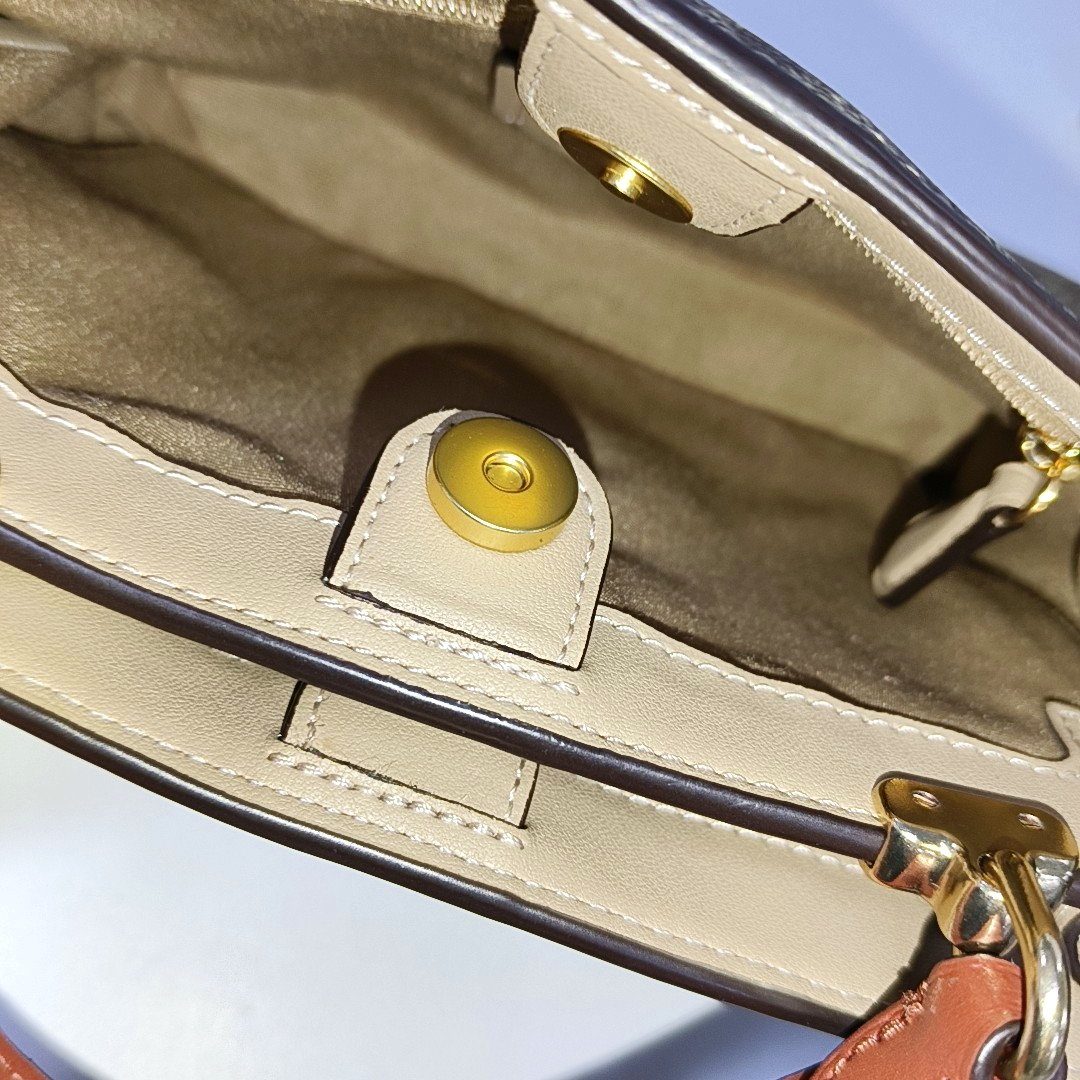 COACH Khaki Coated Canvas Old Flower Tote Bag Golden hardware-(SKU)-942930145