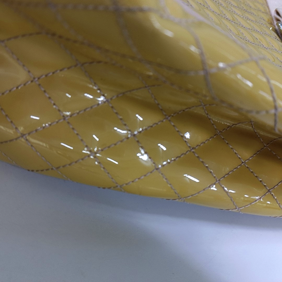 FERRAGAMO Tote bag Yellow Cowhide Quilted Handbag Silver Hardware-(SKU)-937625513