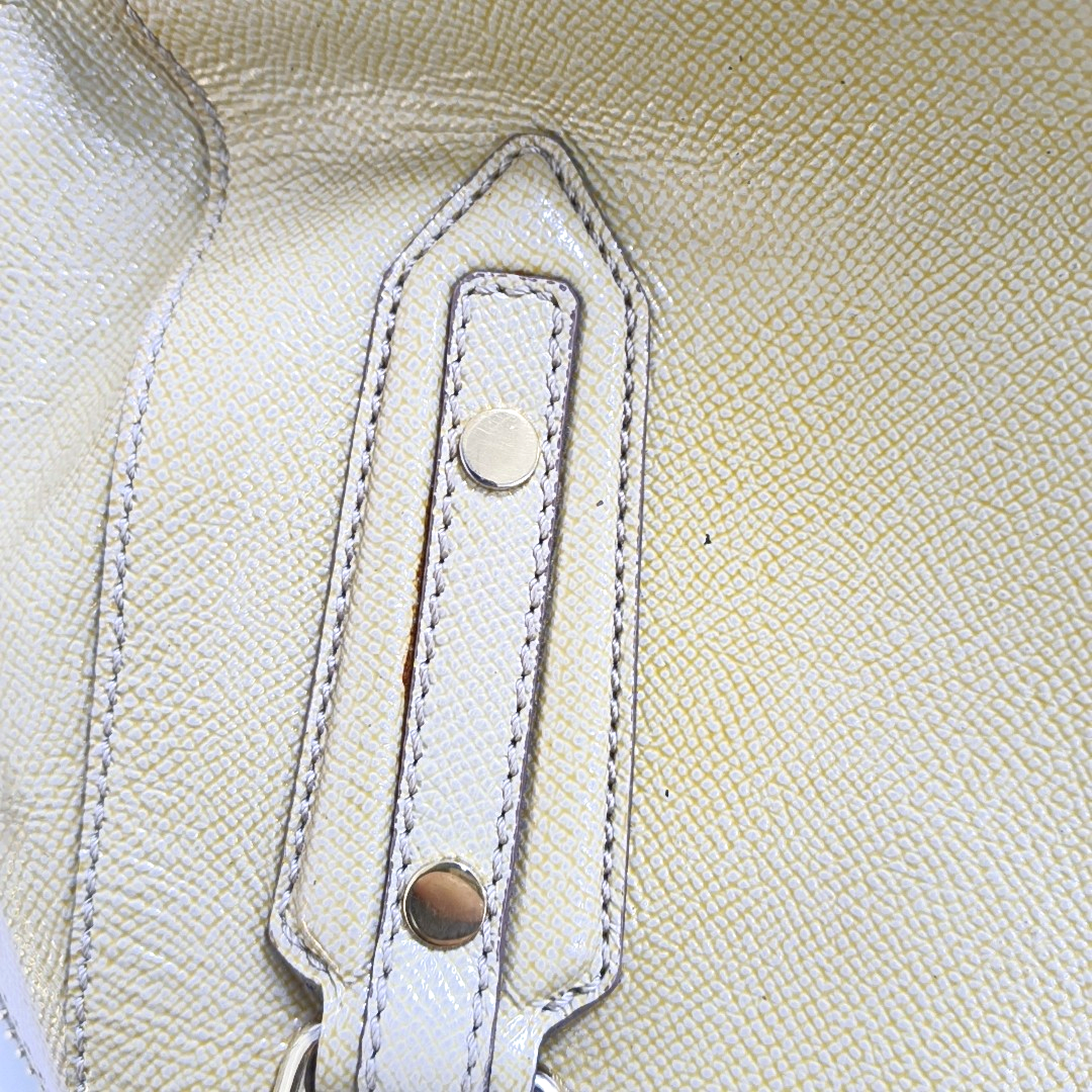 BURBERRY Khaki cowhide embossed handbag Golden hardware-(SKU)-953577933