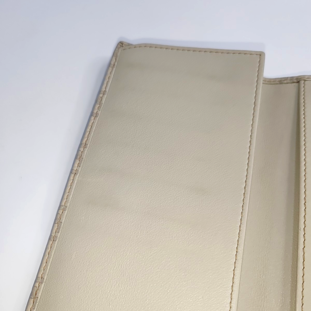 GUCCI Signature白色牛皮老花,压纹钱包-(SKU)-939007138