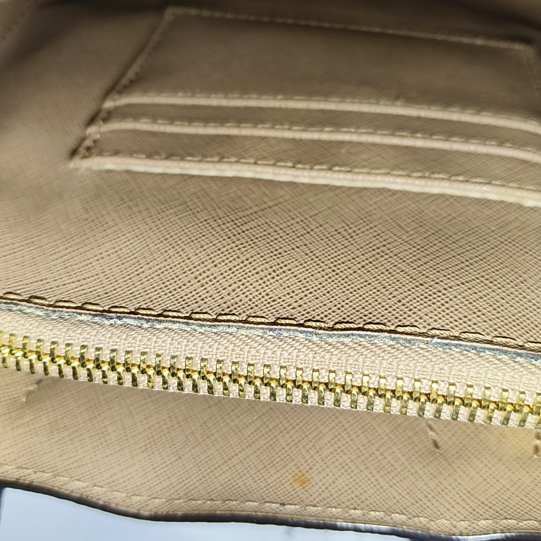 MICHAEL KORS Mercer Medium size Dark Blue Cowhide Embossed Single Shoulder Bag Handbag Crossbody Bag Golden hardware Removable shoulder strap-(SKU)-940019872