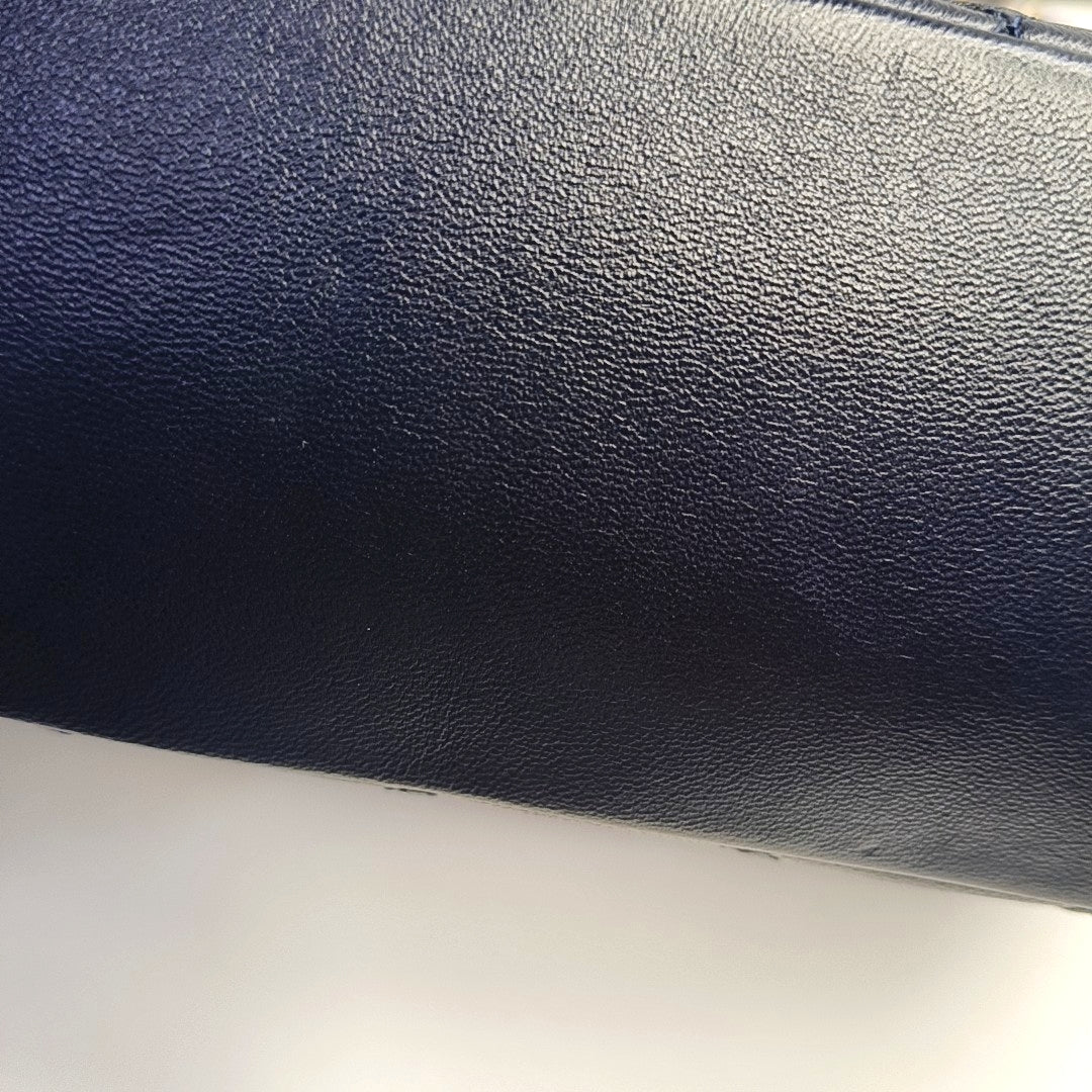 CHANEL CLASSIC SINGLE FLAP Medium Deep Blue Lamb Leather Quilted Single Shoulder Bag Crossbody Bag Golden Hardware 21 Clutch-(SKU)-969199227