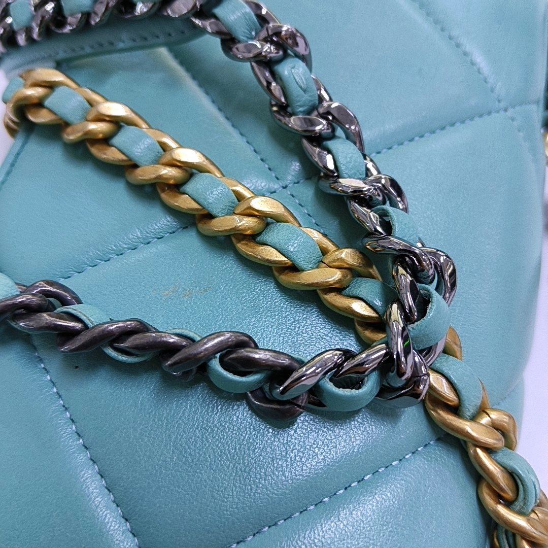 CHANEL CHANEL 19 WOC Blue Lamb Leather Quilted Chevron Shoulder Bag Golden Rhodium Hardware 31 Openings-(SKU)-953026549