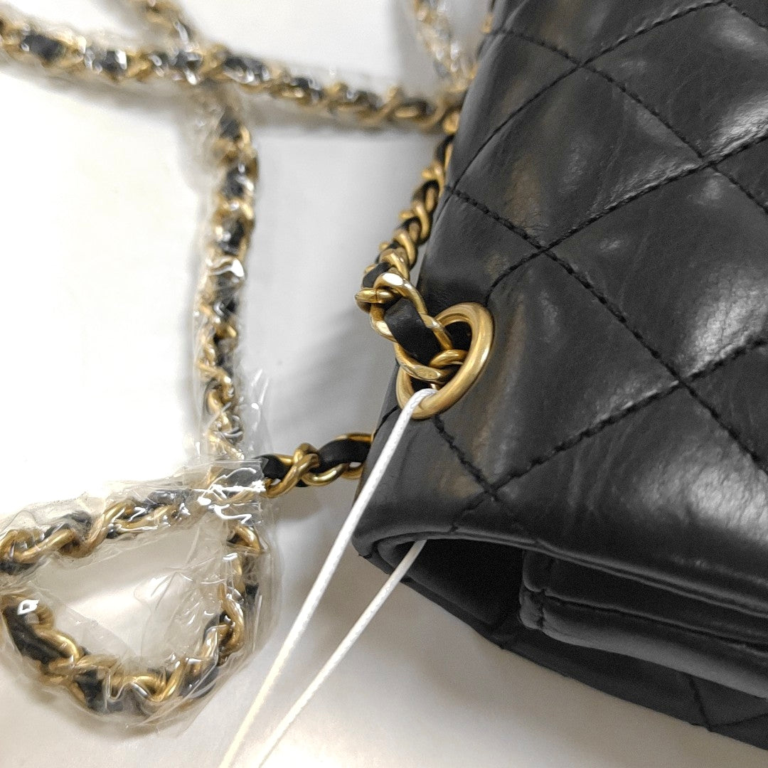 CHANEL CLASSIC FLAP Mini Black Leather Grained Quilted Crossbody Bag Single Shoulder Bag with Gold Hardware 24 opening-(SKU)-966396752