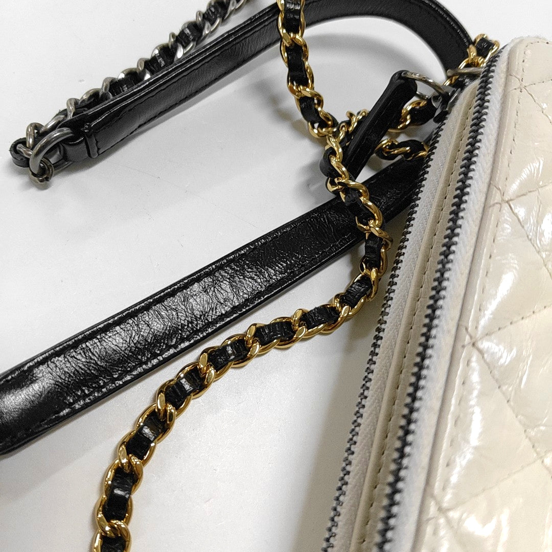 CHANEL GABRIELLE Mini White Calfskin Quilted Crossbody Shoulder Bag Detachable Strap-(SKU)-966197300