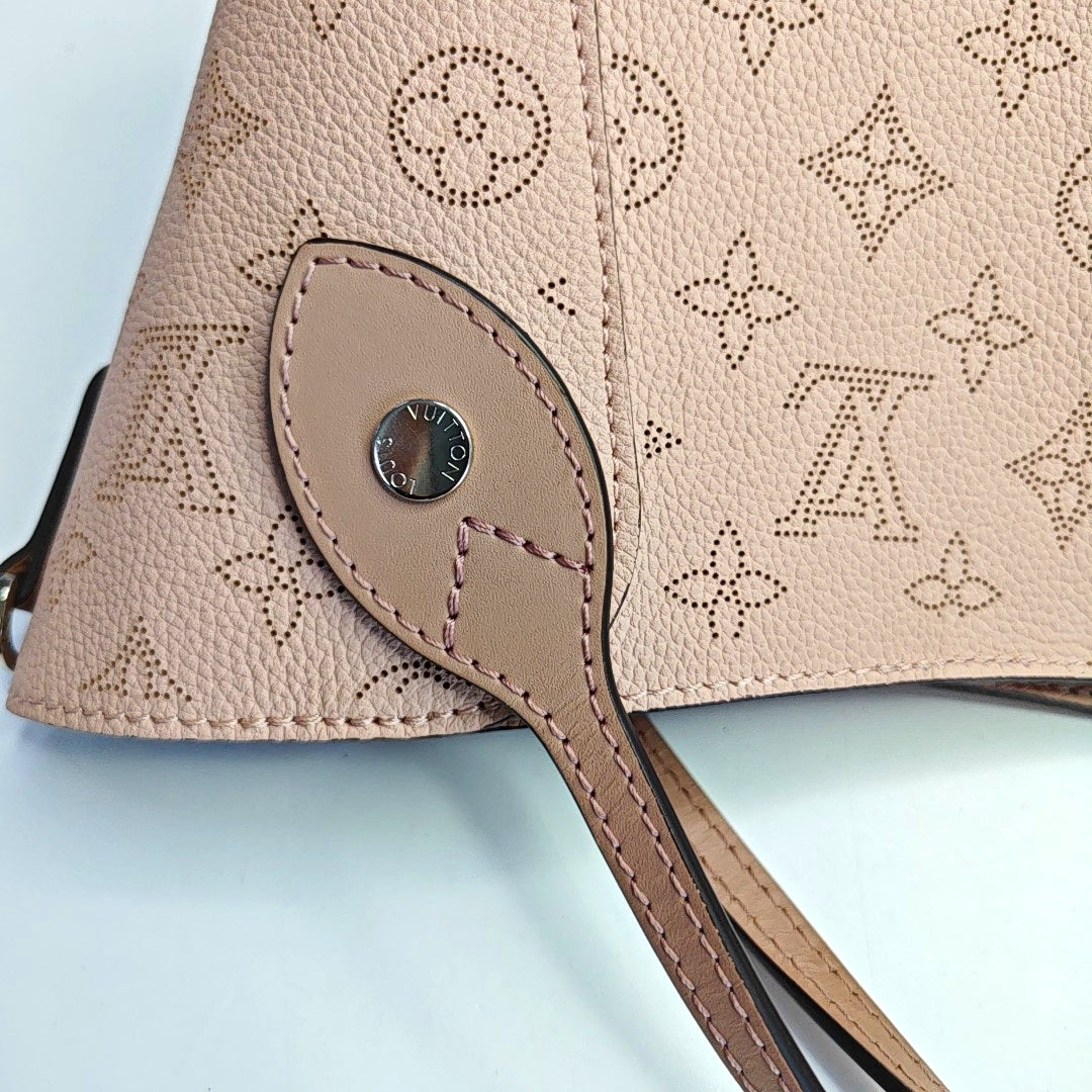 LOUIS VUITTON HINA Small Light Pink Leather Monogram Single Shoulder Bag with Detachable Strap-(SKU)-965813854