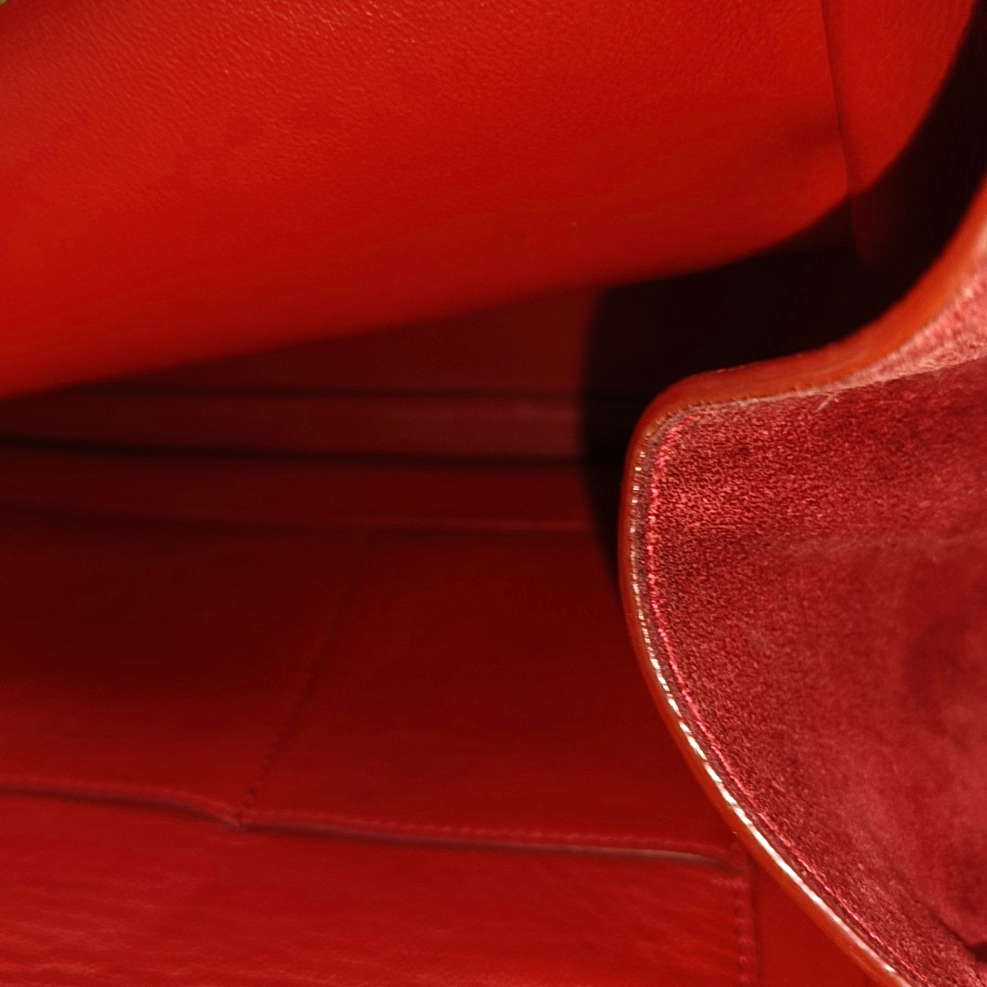 CELINE TRAPEZE Medium size Red Cowhide Swing Bag Single Shoulder Bag Handbag Golden hardware Removable shoulder strap-(SKU)-950729594