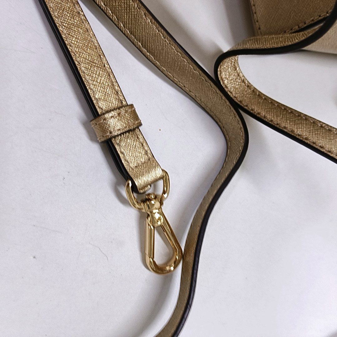 MICHAEL KORS Gold Leather Stud Crossbody Single Shoulder Bag Golden hardware Removable shoulder strap-(SKU)-940524037