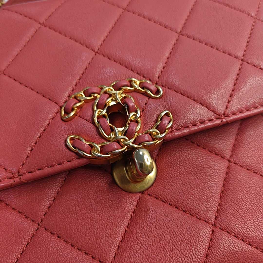 CHANEL CHAIN INFINITY TOP HANDLE Pink Lamb Skin Quilted Single Shoulder Bag Tote Bag Crossbody Bag Golden Hardware 28 Closure-(SKU)-948138868