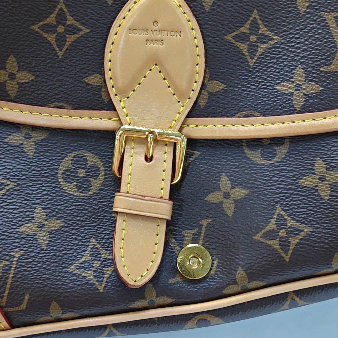 LOUIS VUITTON DIANE Medium Brown Coated Canvas Monogram Crossbody Bag Shoulder Bag Gold Hardware with 2 Detachable Straps-(SKU)-961056306