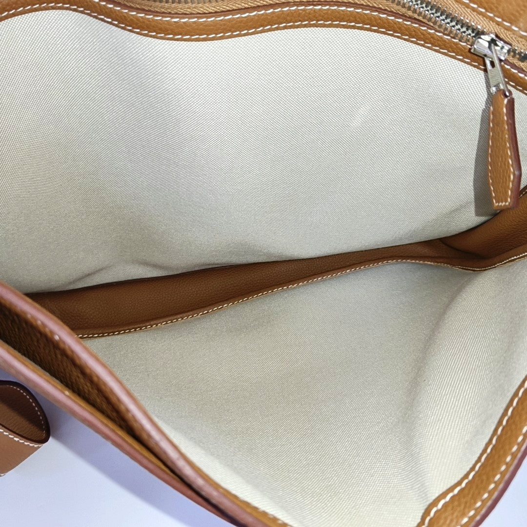 HERMÈS Steve Brown Togo Leather Shoulder Bag Crossbody with Silver Hardware, C, Complete Accessories-(SKU)-968650059