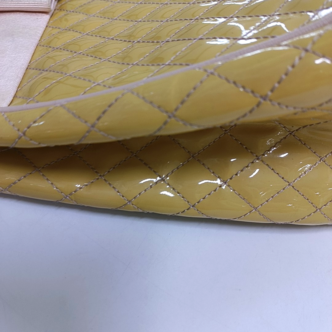 FERRAGAMO Tote bag Yellow Cowhide Quilted Handbag Silver Hardware-(SKU)-937625513
