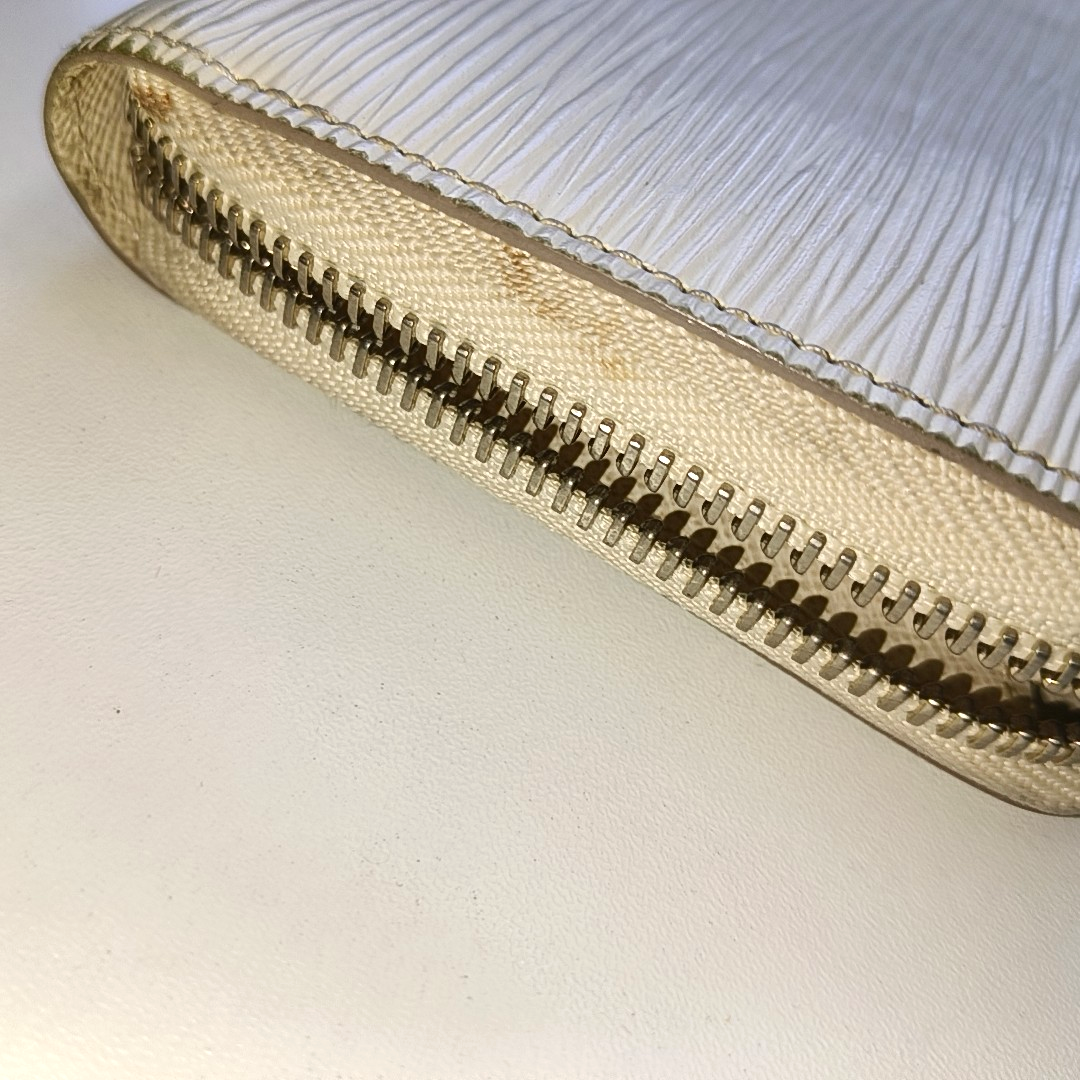 LOUIS VUITTON 白色EPI牛皮水波纹钱包 Golden hardware-(SKU)-14301822