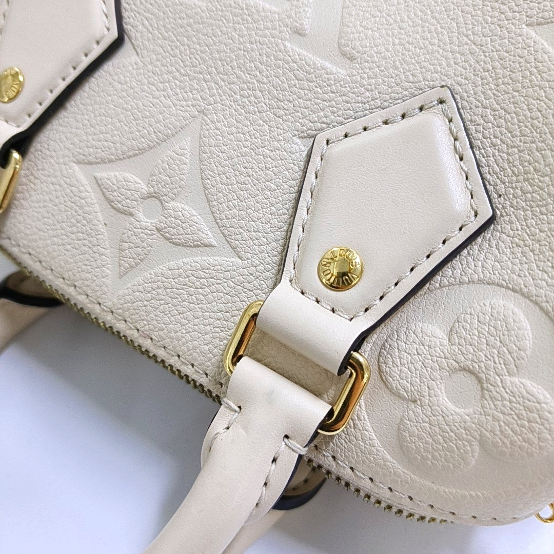 LOUIS VUITTON SPEEDY 20 Beige Leather Monogram Vernis Boston Bag Shoulder Bag Crossbody Handbag with Gold Hardware and Removable Strap-(SKU)-966135797