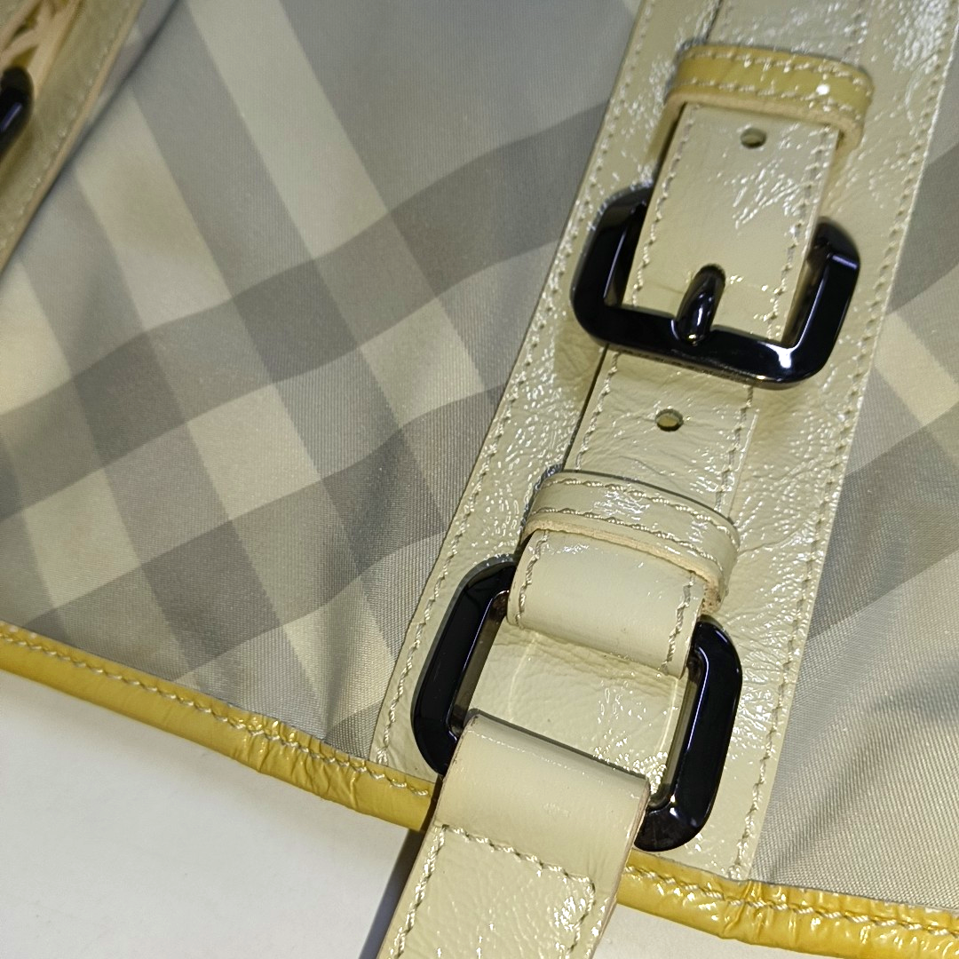 BURBERRY Lowry Light Gray Fabric Tote Bag Black hardware shoulder straps-(SKU)-936956397