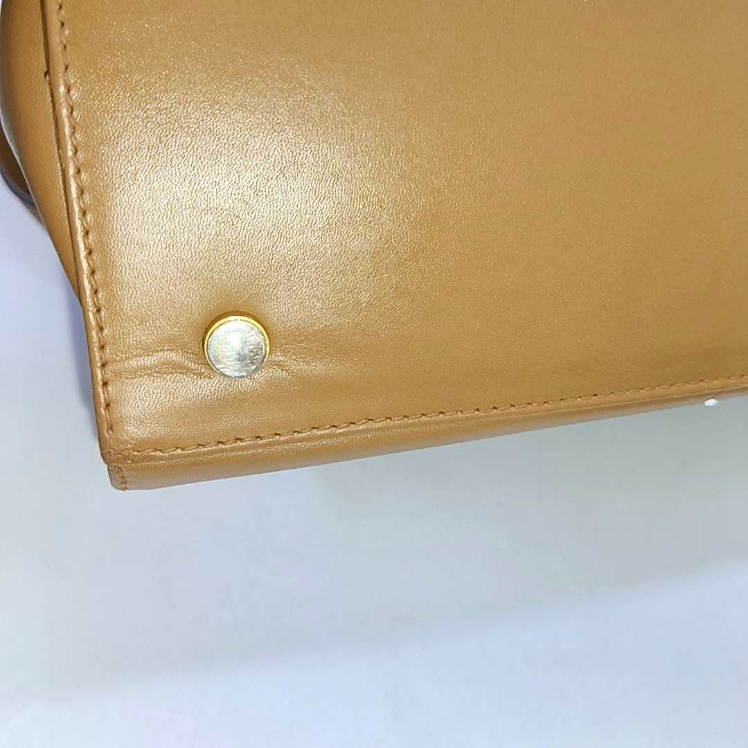 FERRAGAMO Tote bag Brown Cowhide Single Shoulder Bag Tote Golden hardware-(SKU)-941975755