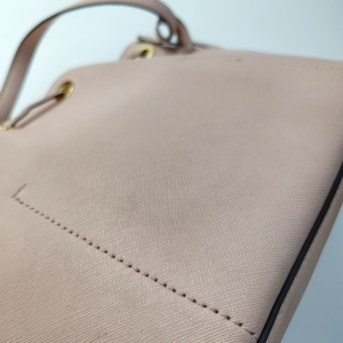 MICHAEL KORS Bucket bag Khaki cowhide embossed single shoulder bag handbag crossbody bag Golden hardware-(SKU)-944251634