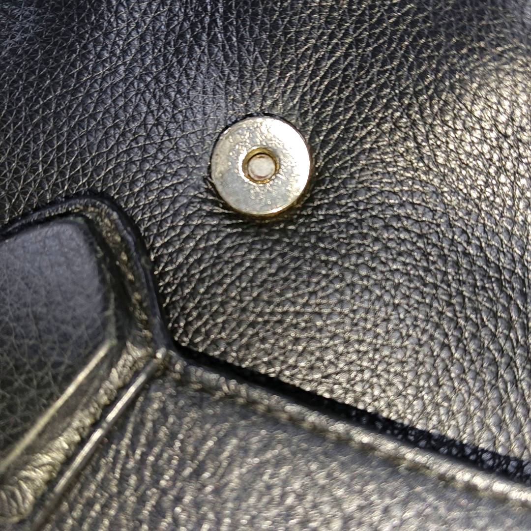 COCCINELLE Black Leather Single Shoulder Bag Golden hardware Removable shoulder strap-(SKU)-14421257