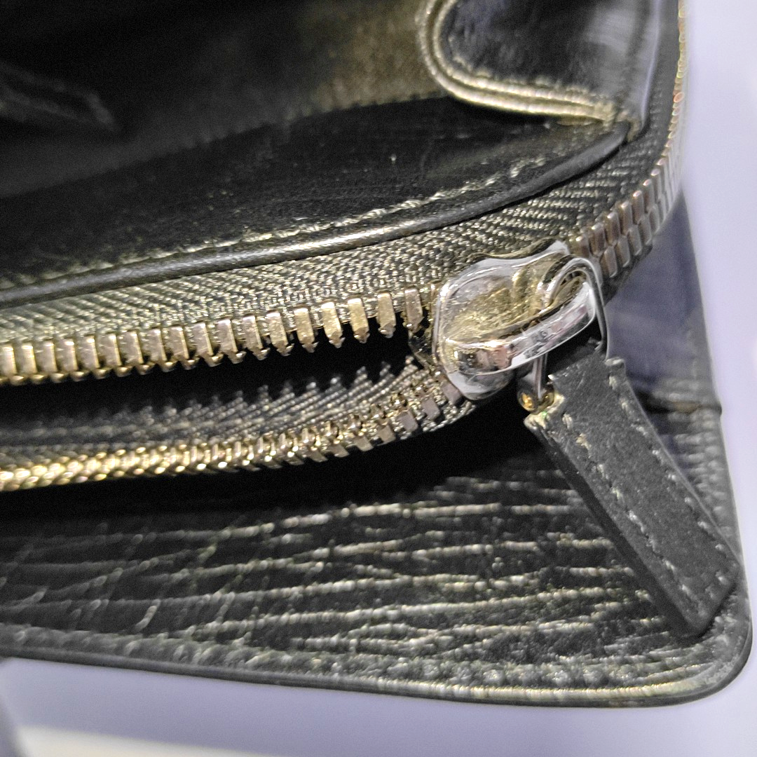 GUCCI Black Cowhide Embossed Handbag Silver Hardware-(SKU)-939892338