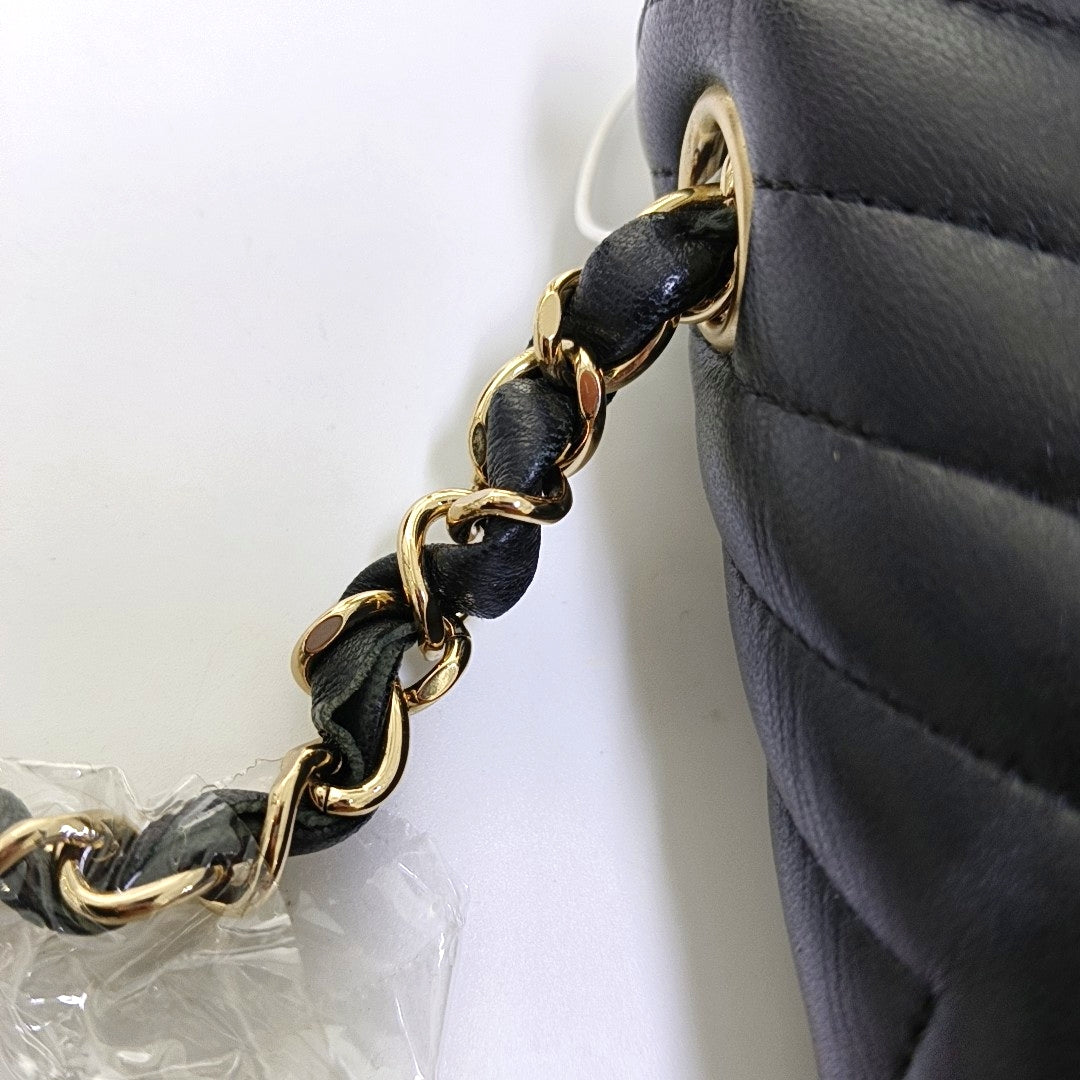 CHANEL CLASSIC FLAP Mini Black Lamb Skin Quilted V Quilted Shoulder Bag Crossbody Bag with Detachable Strap-(SKU)-967501749