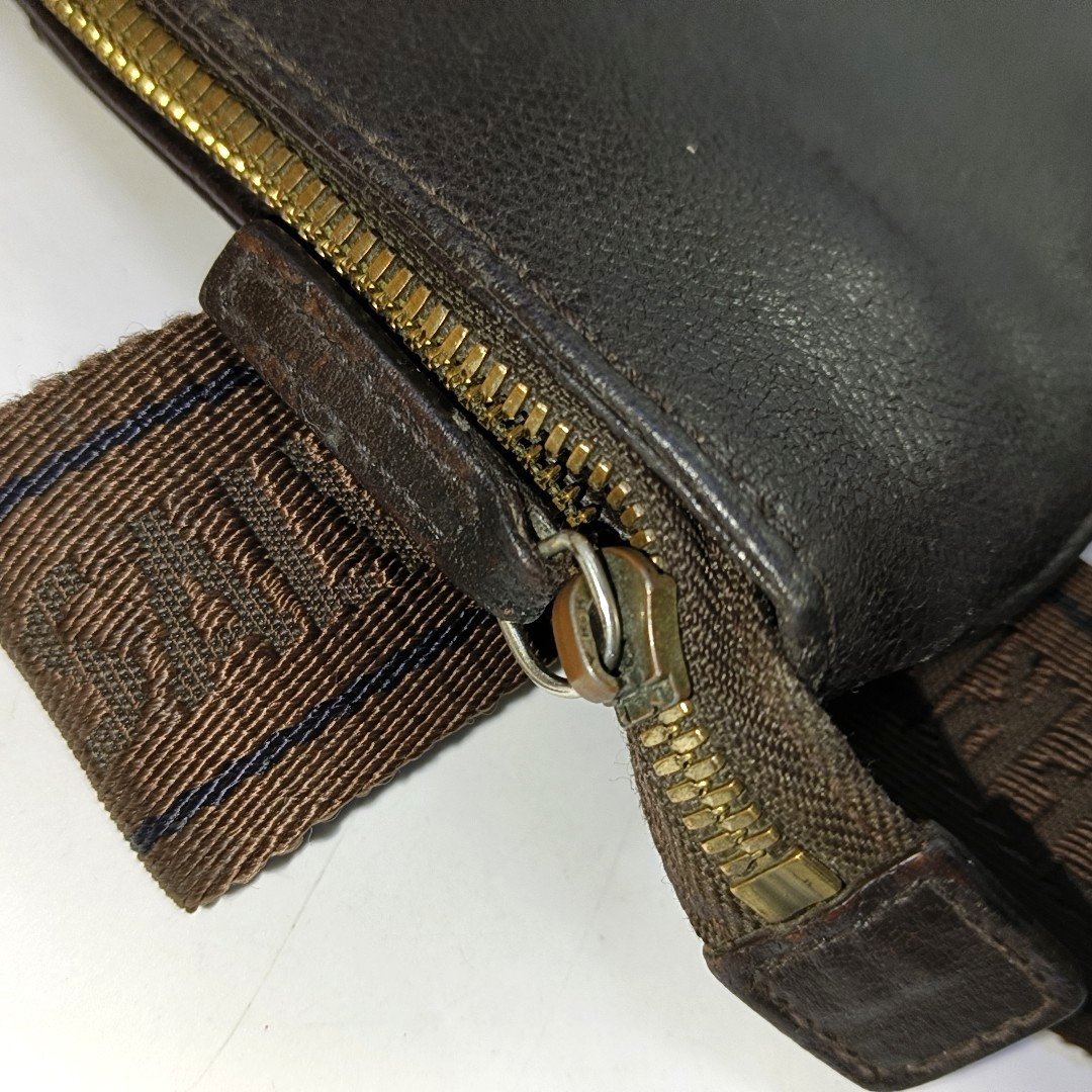 FERRAGAMO Dark Brown Calfskin Single Shoulder Tote Bag Crossbody Bag Golden hardware-(SKU)-943478247