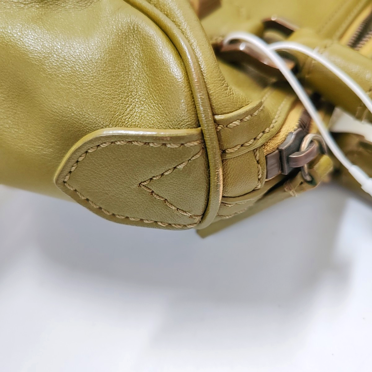 BURBERRY Green Cowhide Studs Handbag Golden hardware-(SKU)-944901889
