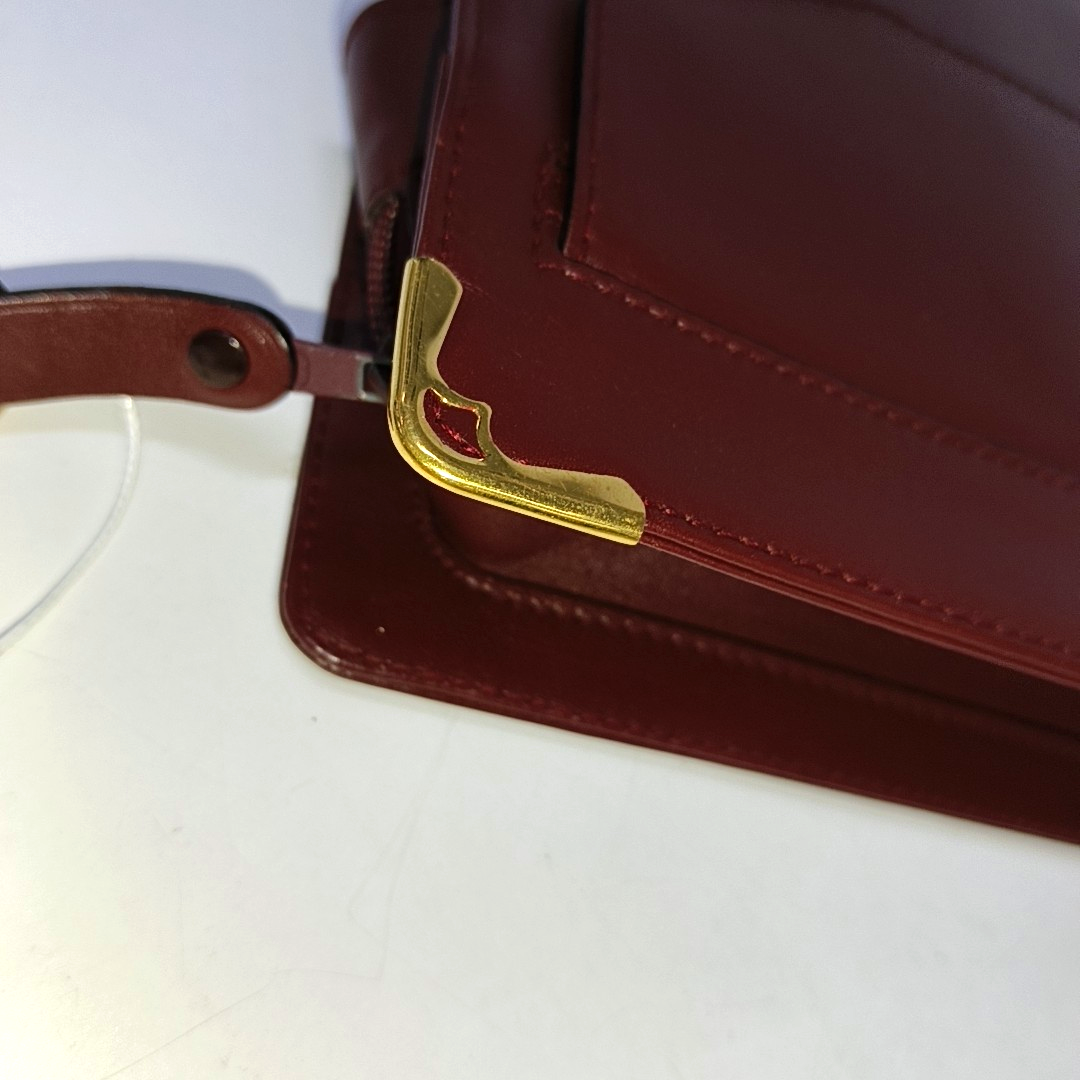 Cartier Burgundy Leather Handbag Golden hardware-(SKU)-942555568