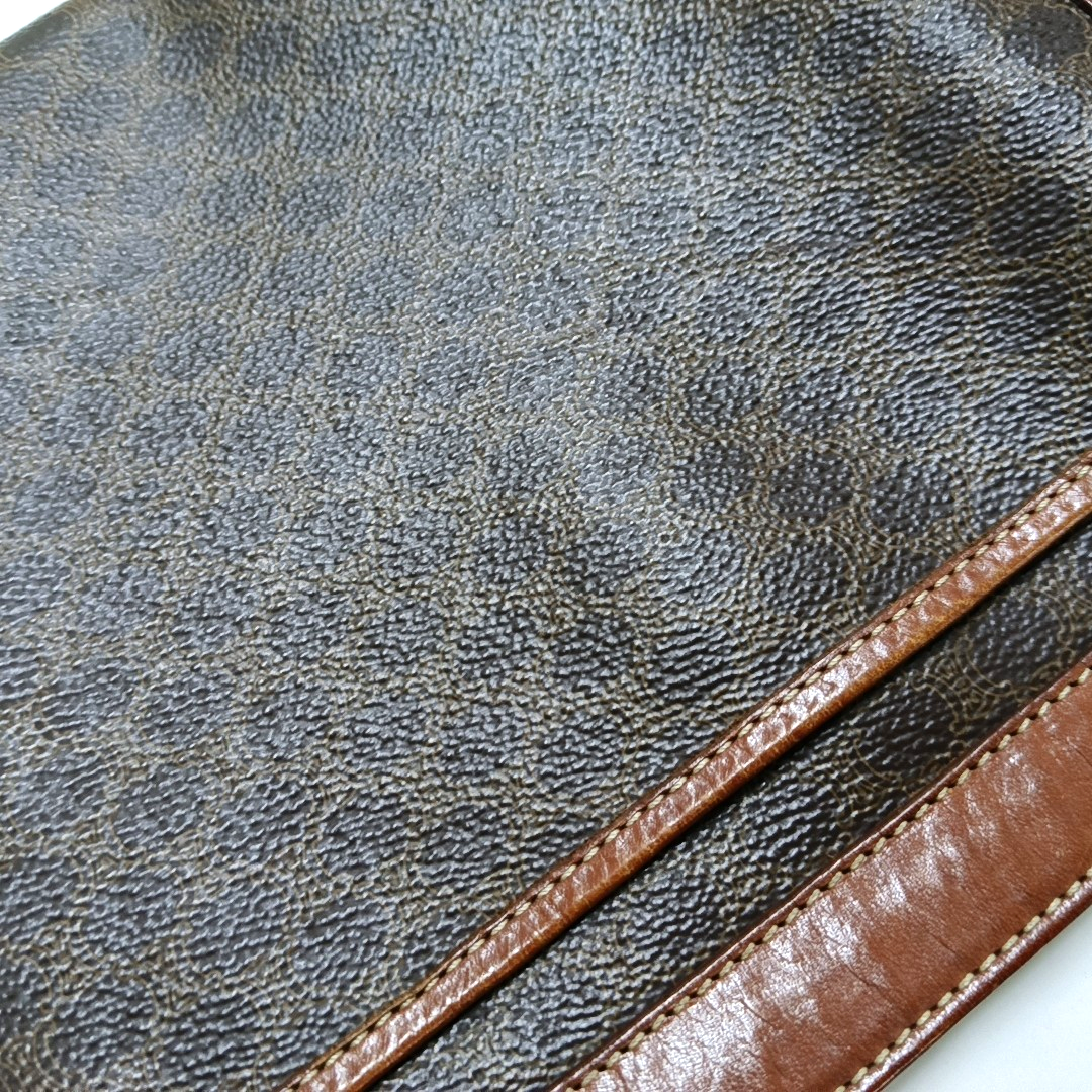 CELINE MACADAM CLUTCHES Dark Brown Coated Canvas Triumph Handbag Tote Bag Golden hardware-(SKU)-959810652