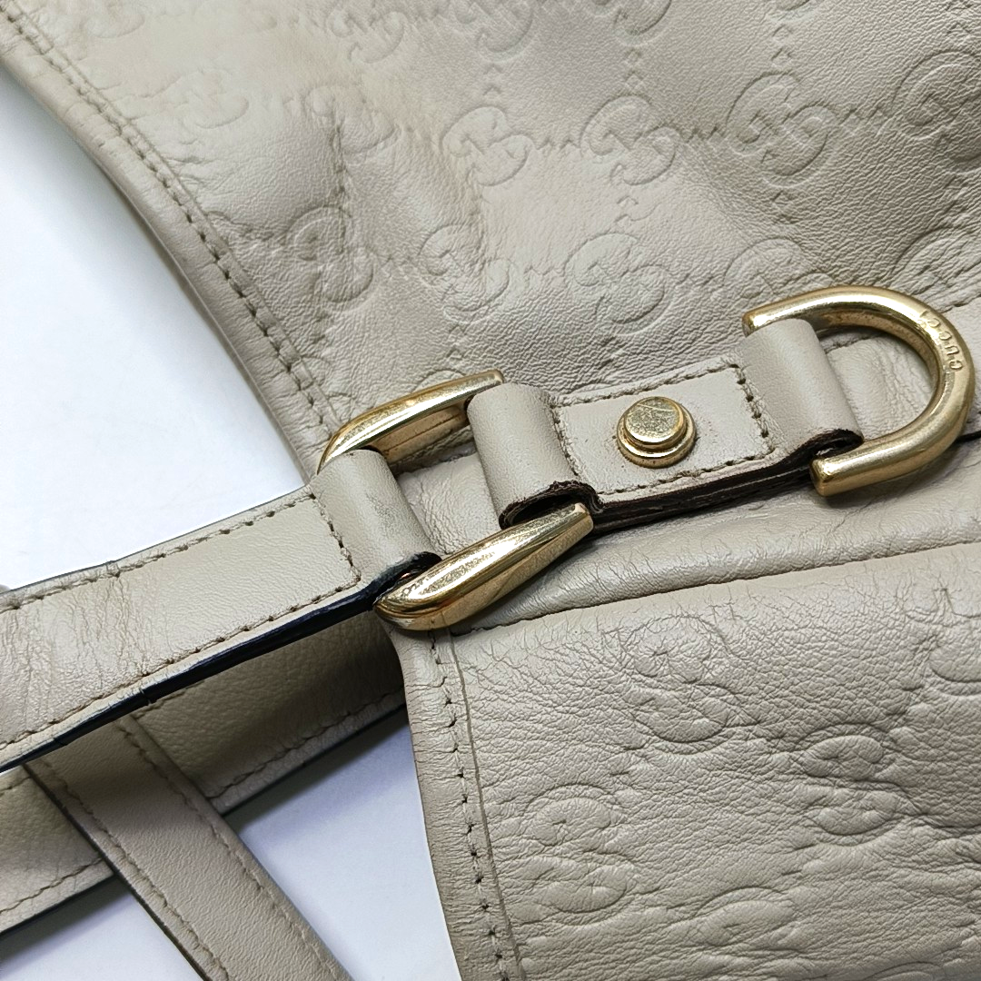 GUCCI Abbey Beige Leather Monogrammed Texture Handbag and Single Shoulder Bag Golden Silver Hardware-(SKU)-950265695