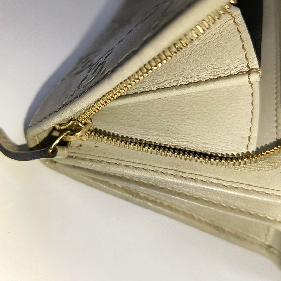 GUCCI Microguccissima Light Gray Cowhide Vintage Embossed Wallet Golden hardware-(SKU)-14418012