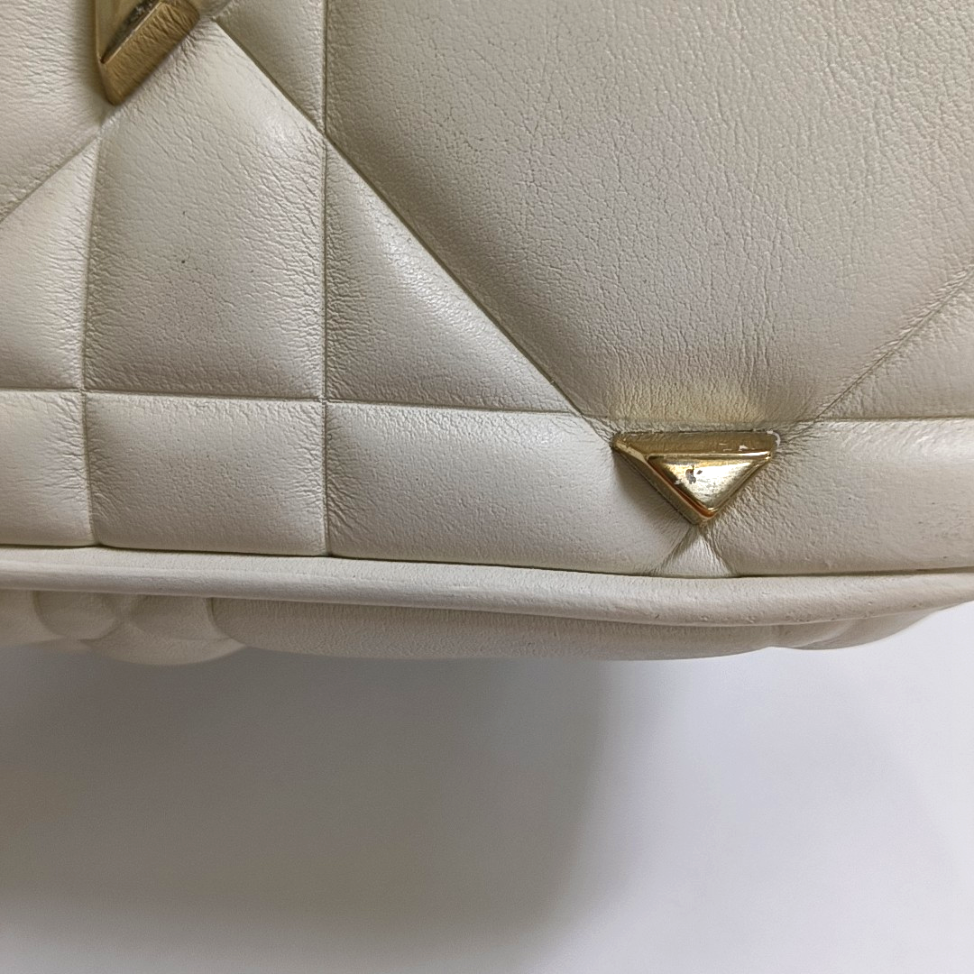 DIOR Lady Dior Small White Leather Cannage Quilted Diana Bag Single Shoulder Bag Tote Bag Crossbody Bag with Gold Hardware Removable Strap-(SKU)-957082816