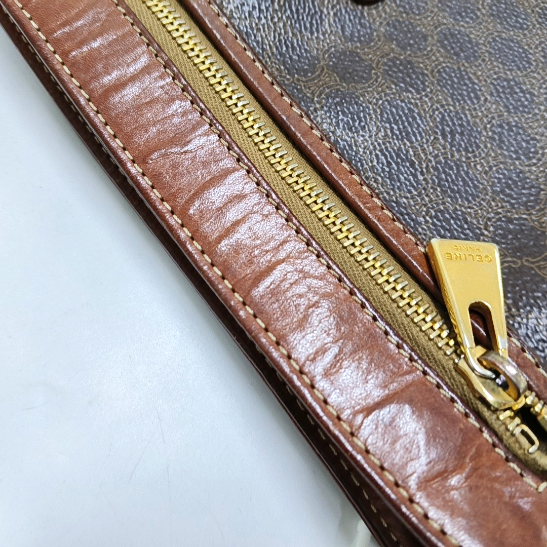 CELINE MACADAM CLUTCHES Dark Brown Coated Canvas Triumph Handbag Tote Bag Golden hardware-(SKU)-959810652