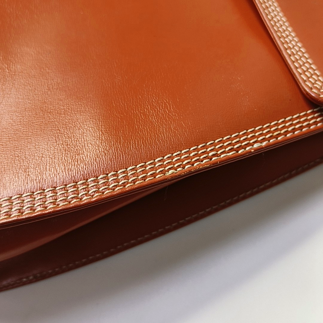 LOEWE Brown Cowhide Quilted shoulder bag Golden hardware-(SKU)-946671303