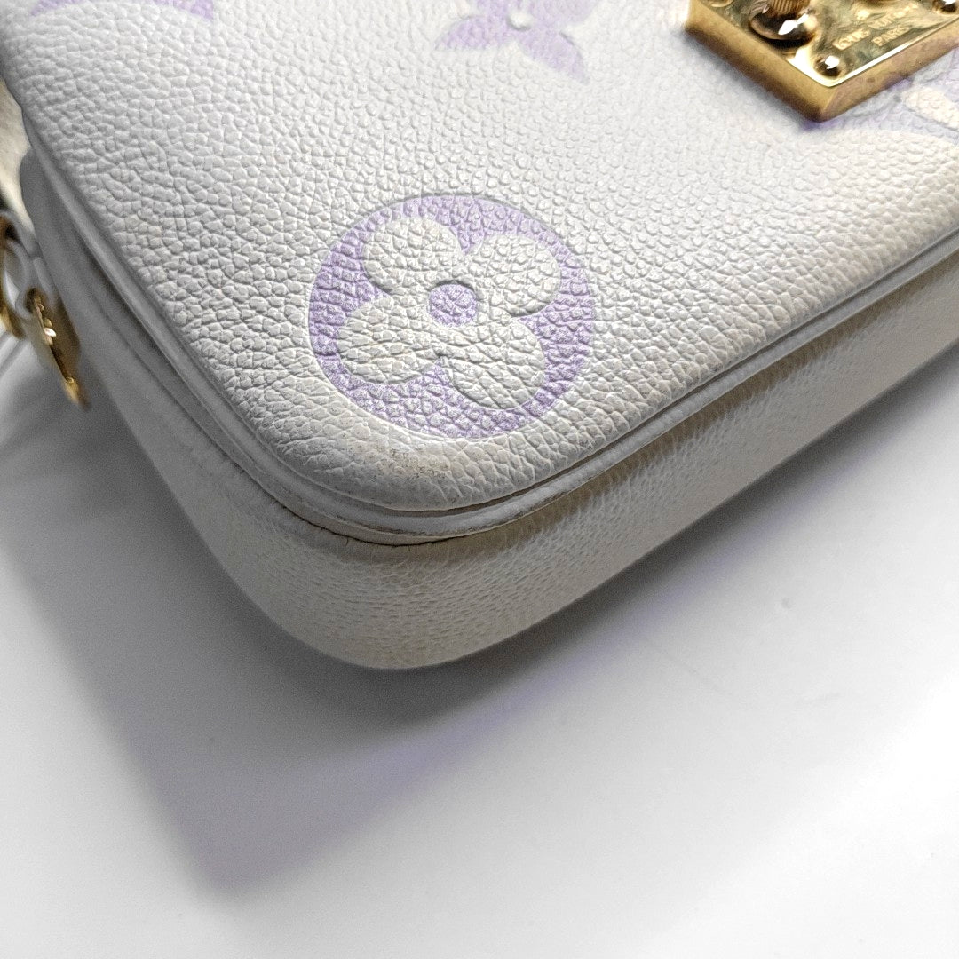 LOUIS VUITTON MÉTIS EAST WEST White Leather Monogram Embossed Messenger Bag Crossbody Tote Bag Shoulder Bag Golden Hardware Removable Shoulder Strap-(SKU)-963714224