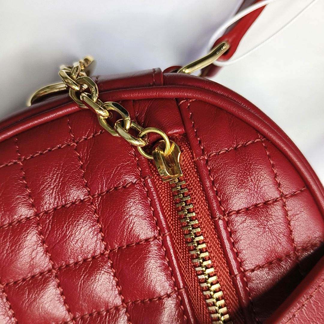 CELINE C CHARM Small size Red Leather Quilted Shoulder Bag Golden hardware-(SKU)-950436604
