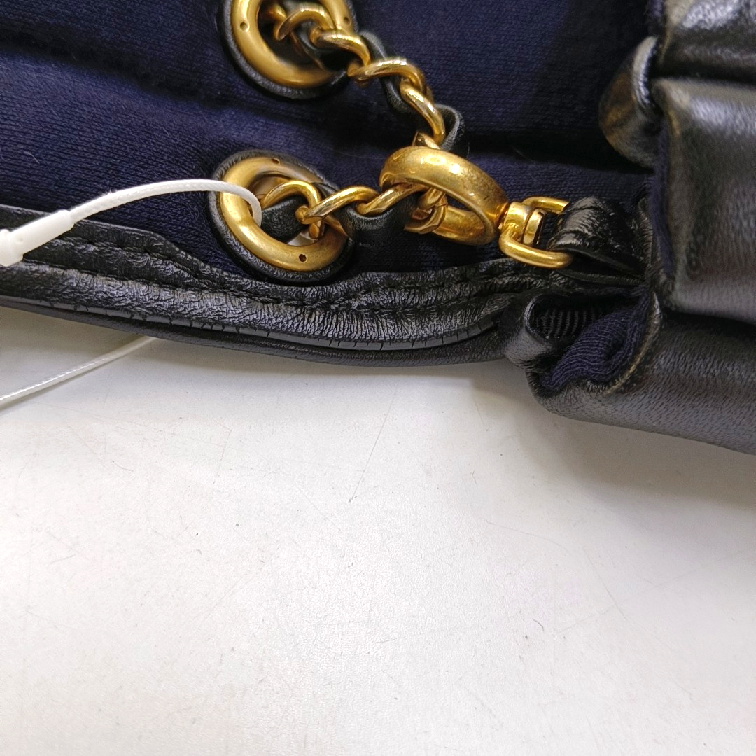 CHANEL VINTAGE PUFFY black lambskin crossbody bag shoulder bag 28 opening gold hardware-(SKU)-954421943