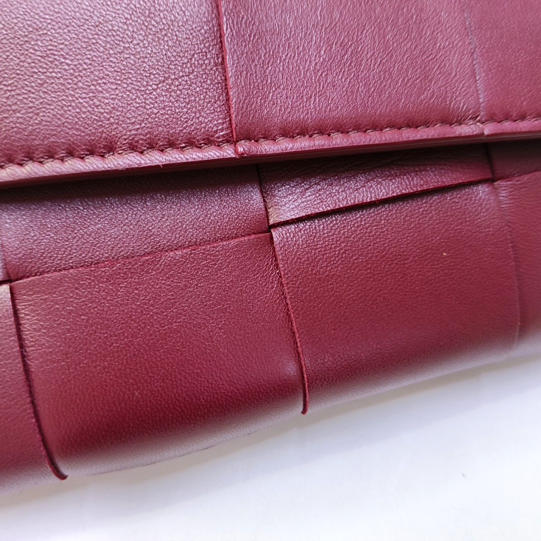 BOTTEGA VENETA IntrecciatoBurgundy Calfskin Leather Wallet-(SKU)-947453286