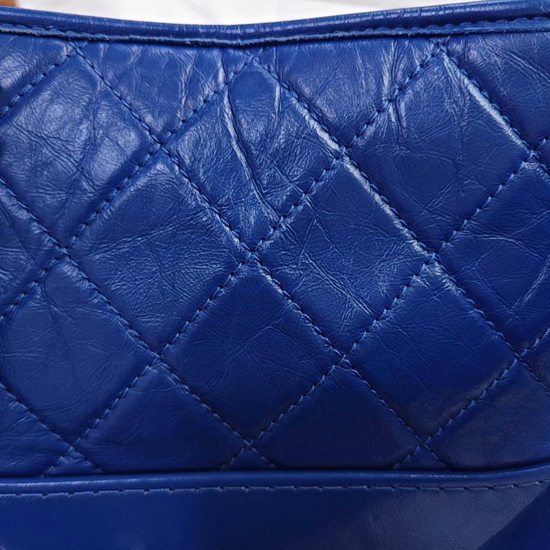 CHANEL GABRIELLE Small size blue leather quilted diamond crossbody bag single shoulder bag handbag golden silver ruthenium hardware 29 opening detachable shoulder strap-(SKU)-951676219